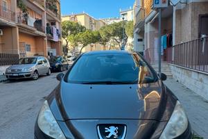 PEUGEOT 308 1.6 8V HDI 112CV cambio automatico