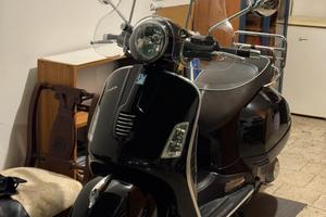 Vespa 300 gts super