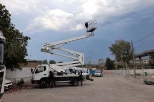 Piattaforma aerea Mitsubishi Fuso Canter (28m)