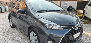 Toyota Yaris 1.0 5 porte Lounge