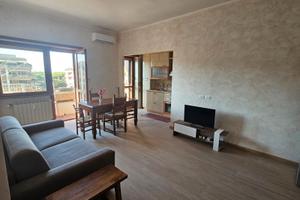 Ostia stuoenda casa per vacanze estive