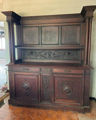 Credenza
