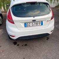 ford fiesta 2010
