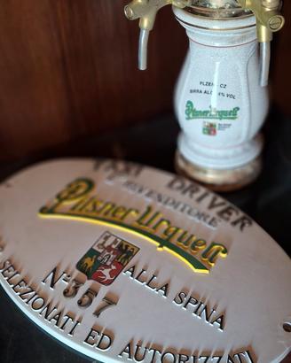 spillatore birra + targa smaltata numerata pilsner