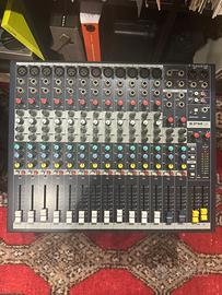 Mixer Soundcraft epm12