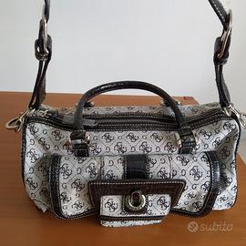 BORSA  GUESS  con manici