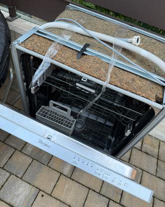 Lavastoviglie whirpool