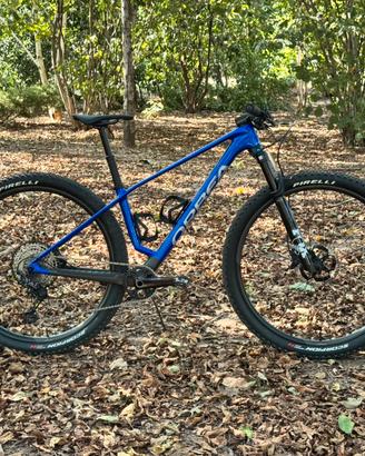 Orbea Alma M20 MY2025 - Oquo Carbon - Fox
