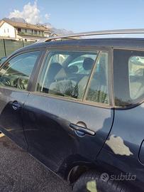 Porta posteriore sinistra TOYOTA RAV 4 del 2006