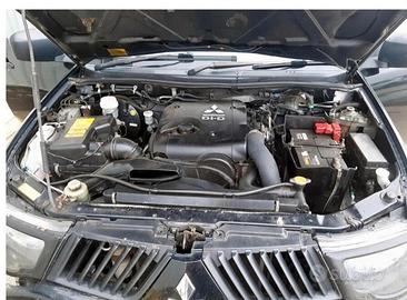 MOTORE MITSUBISHI L200 2.5 DIESEL CODICE 4D56 (2A)