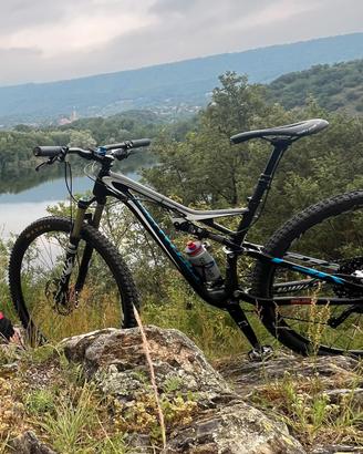 Specialized Epic 29” Full Suspension Mountain bike