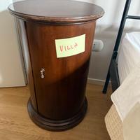 Comodino a colonna tonda
