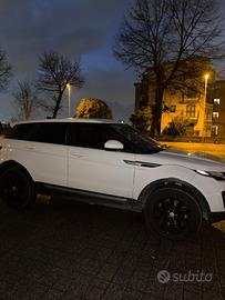 Range Rover Evoque 2.0 TD4 HSE Dynamic