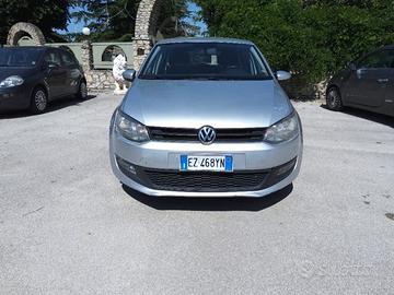 VOLKSWAGEN Polo (A12)