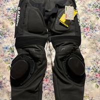Pantaloni moto in pelle nuovi con cartellino