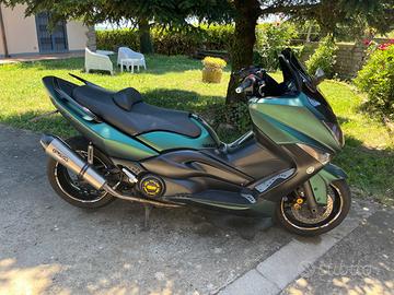 YAMAHA T-MAX 500