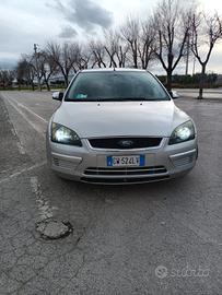 Ford focus 1.6 diesel 110 CV motore nuovo