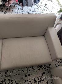 divano pelle tre posti