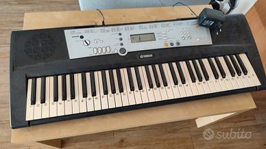 tastiera musicale Yamaha YPT 200