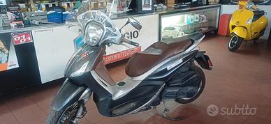 Piaggio Beverly 300 - 2018 GRIGIO