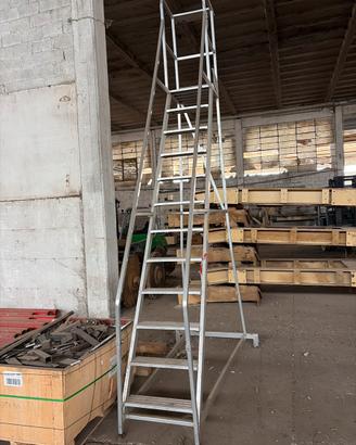 Scala industriale per scaffalature alluminio H 3m