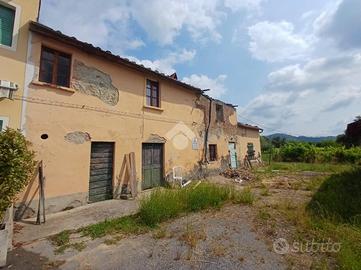 CASA INDIPENDENTE A BUGGIANO