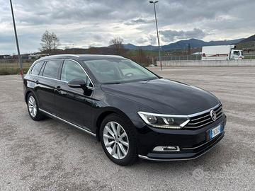 Volkswagen Passat Sw Dsg