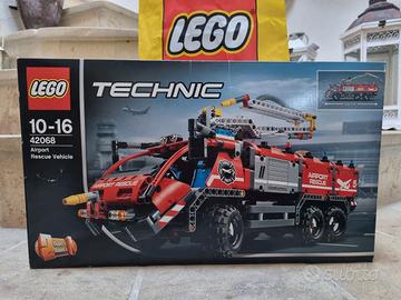 Lego technic 42068 Airport Secure Vehicle