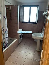 INFERNETTO STANZA SiNGOLA ARREDATA - DOPPI SERVIZI