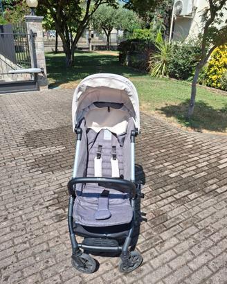 Passeggino Inglesina ultracompatto