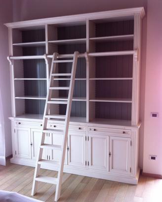 Libreria laccata a 2 colori
