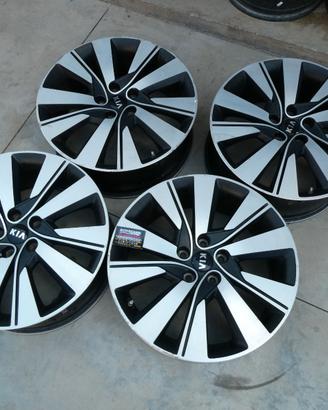 Set cerchi in lega 19" KIA SPORTAGE 2017