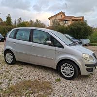 Lancia Musa 1.3 Multijet
