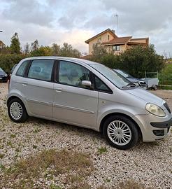 Lancia Musa 1.3 Multijet