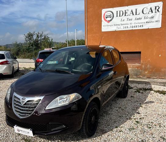 Lancia Ypsilon 0.9 TwinAir 85 CV 5 porte Metano Ec

