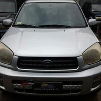 Toyota Rav 4 del 2003 USO RICAMBI