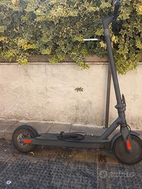 monopattio elettrico momo design 