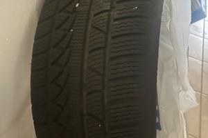 Pneumatici 235/50/R19 invernali al 80%