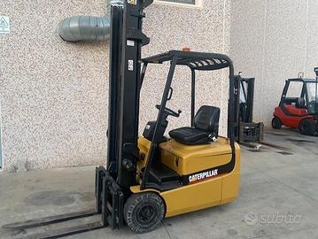 Muletto Caterpillar elettrico