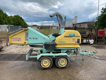 Biotrituratore carrellato