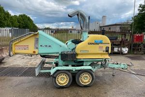 Biotrituratore carrellato