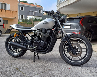 Honda CBX650 Nighthawk Cafe Racer anno 1985