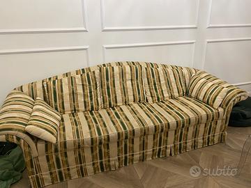 Divano stile classico