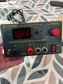 Alimentatore digitale stabilizzato