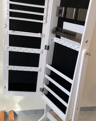 Specchio portagioie con organizer interno