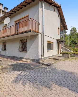 Appartamento di 95 m² con 3 locali e box auto dopp