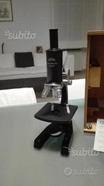 Microscopio ottico da laboratorio