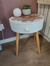 2 Comodini bianchi moderni stile nordico