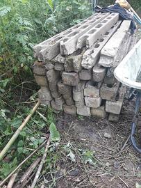 pali in cemento per recinzione 