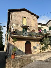 3 LOCALI A OLEVANO ROMANO